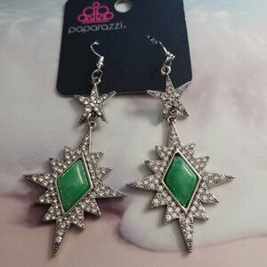 NWT PAPARAZZI THE CHRISTMAS GREEN & RHINESTONE EARRINGS
